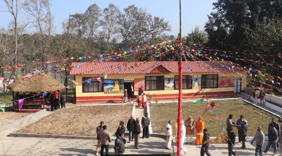 जेष्ठ नागरिकहरुको रामपुरमा स्कुल सञ्चालन