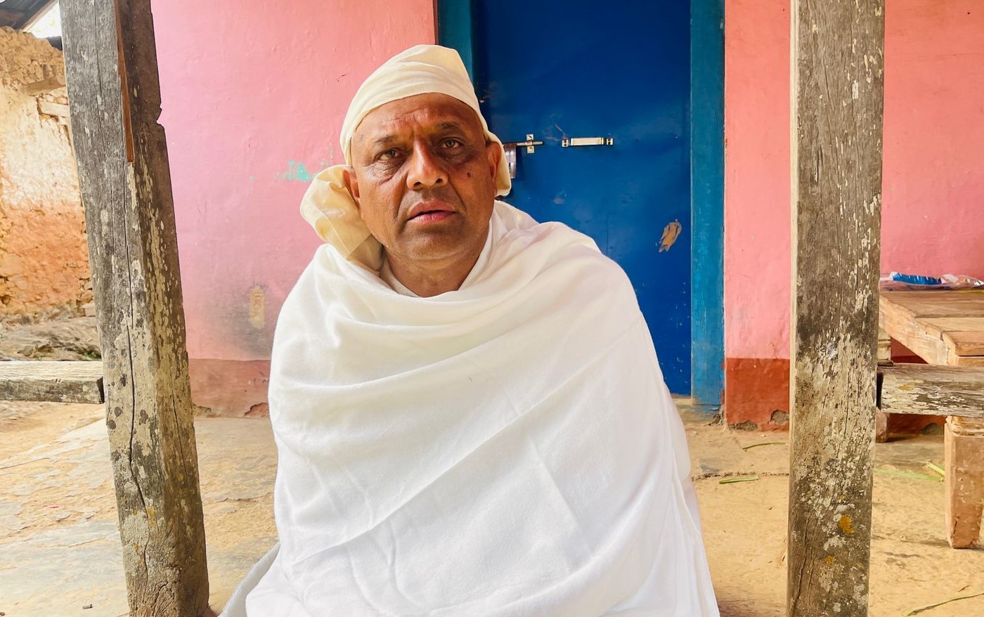 शोकलाई शक्तिमा बदलेर विकासमा होमिने आचार्यको संकल्प